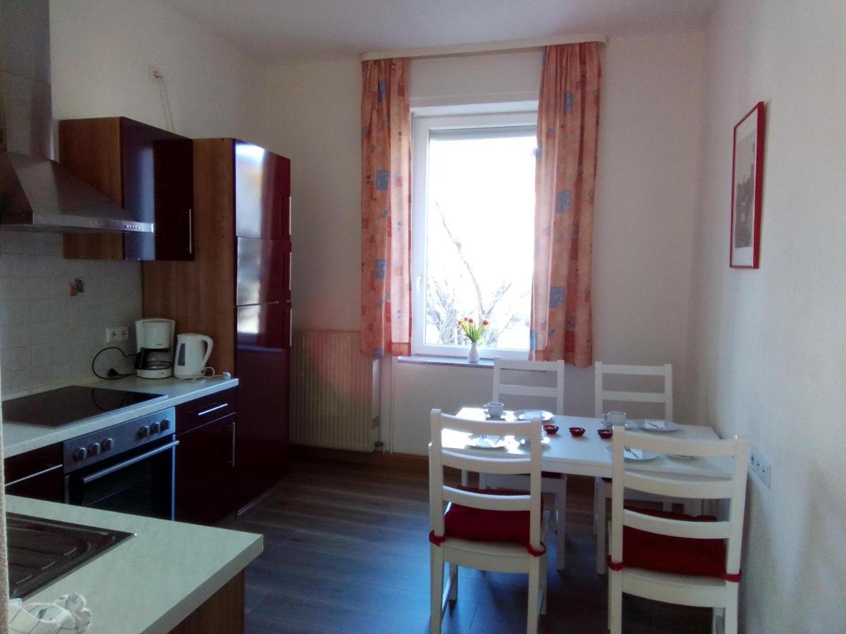 Apartment Weingut-ferienwohnung Heinz Dostert *
