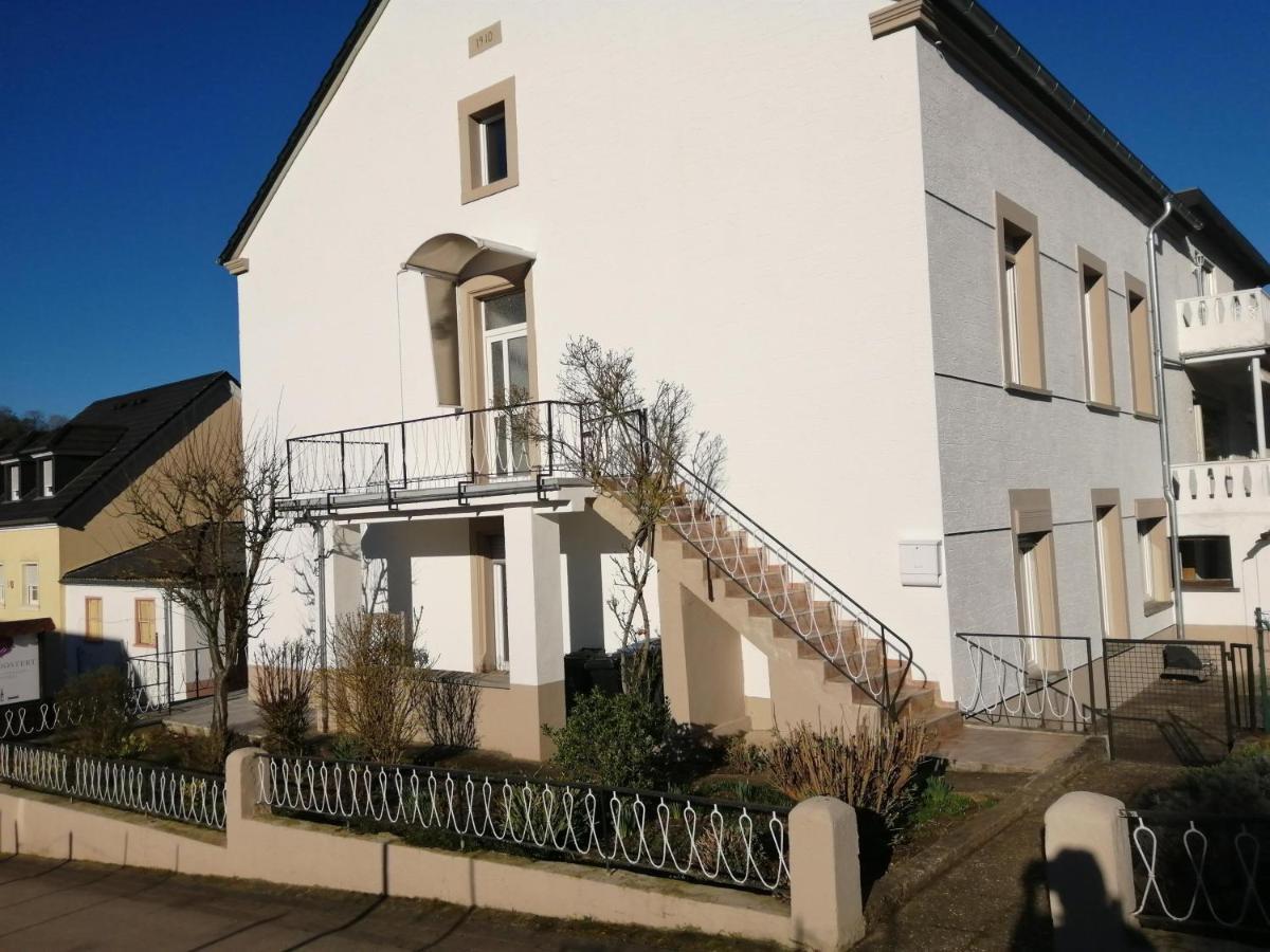 Apartment Weingut-ferienwohnung Heinz Dostert Nittel
